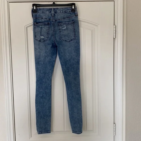 SO High-rise Ultimate Jegging size 1/25W - Picture 9 of 11